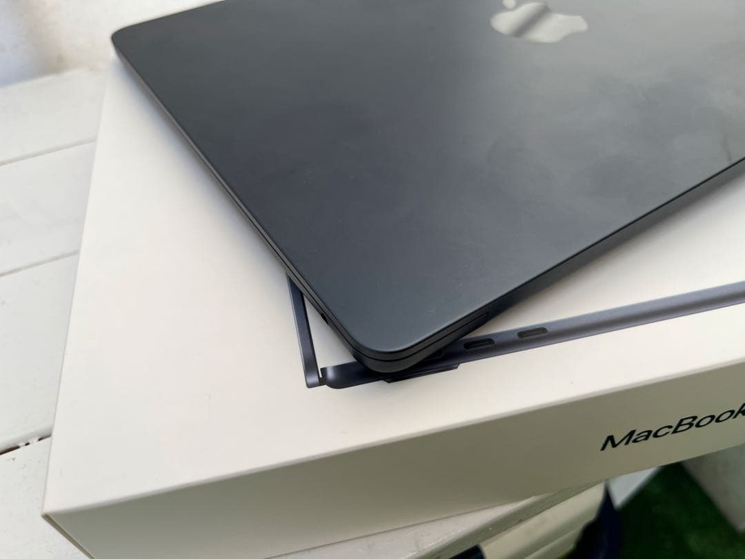 MacBook Air M2 1TB メモリ24GB