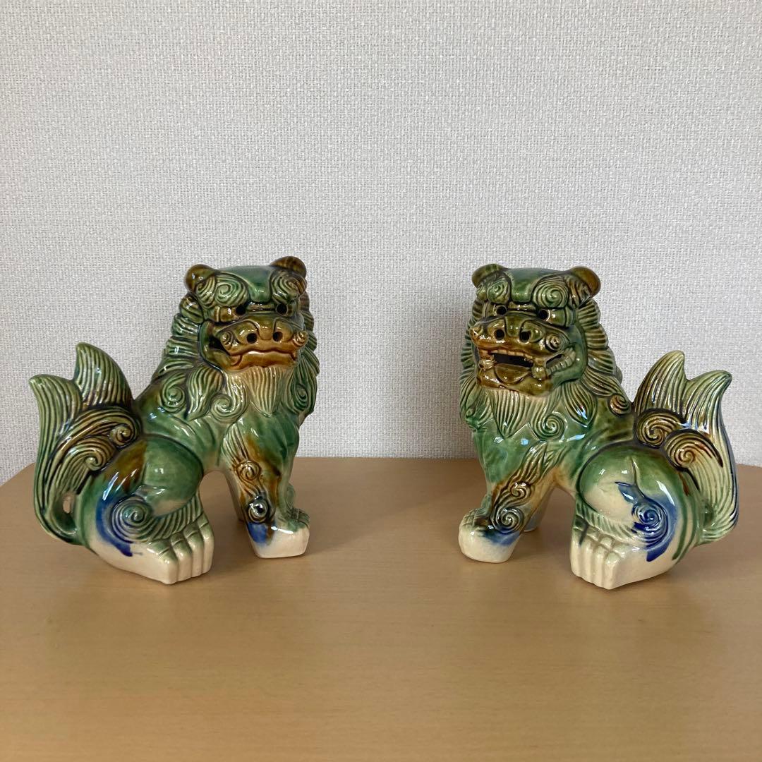 シーサー　置物　陶器製　オブジェ