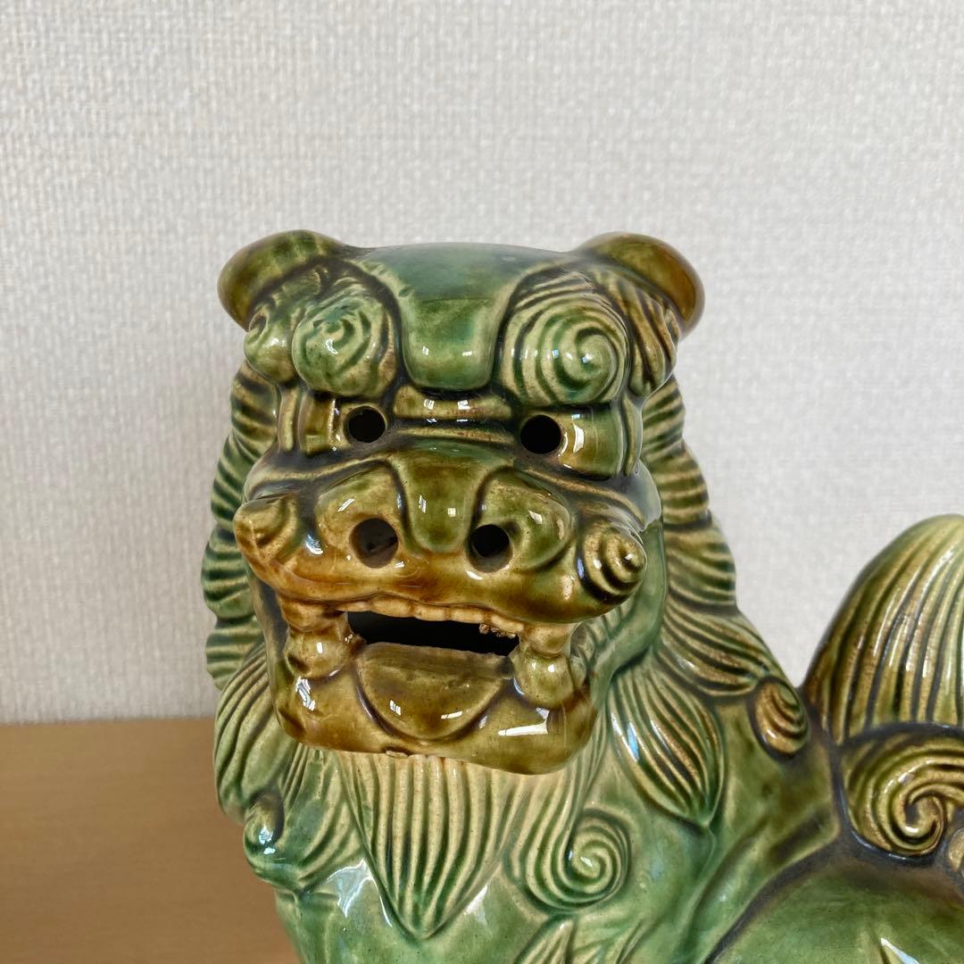 シーサー　置物　陶器製　オブジェ