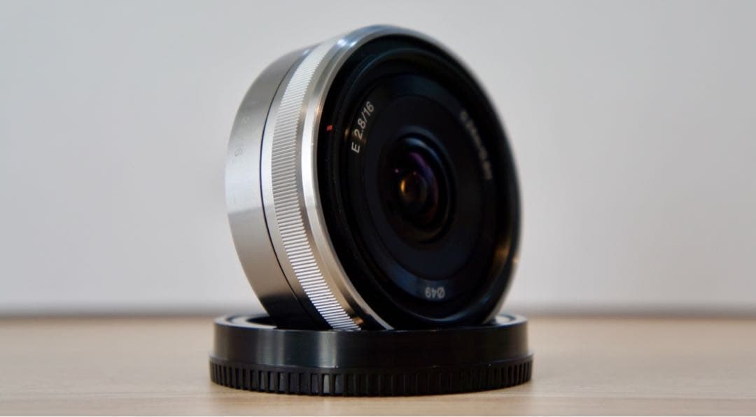 SONY SEL16F28 単焦点レンズ おまけ付き