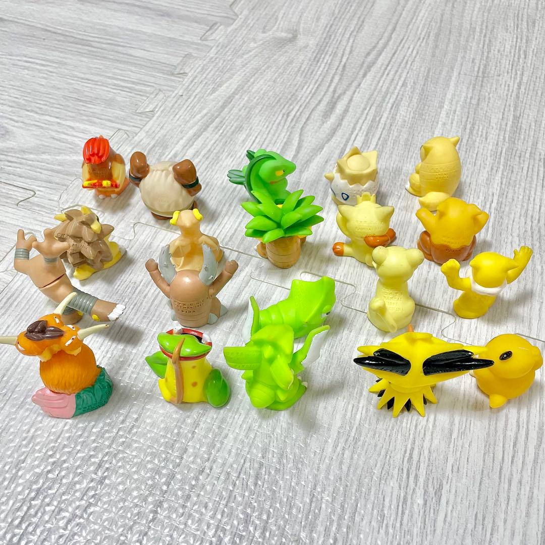 ポケモン 指人形 ポケモンキッズ 75体セット まとめ売り ソフビフィギュア