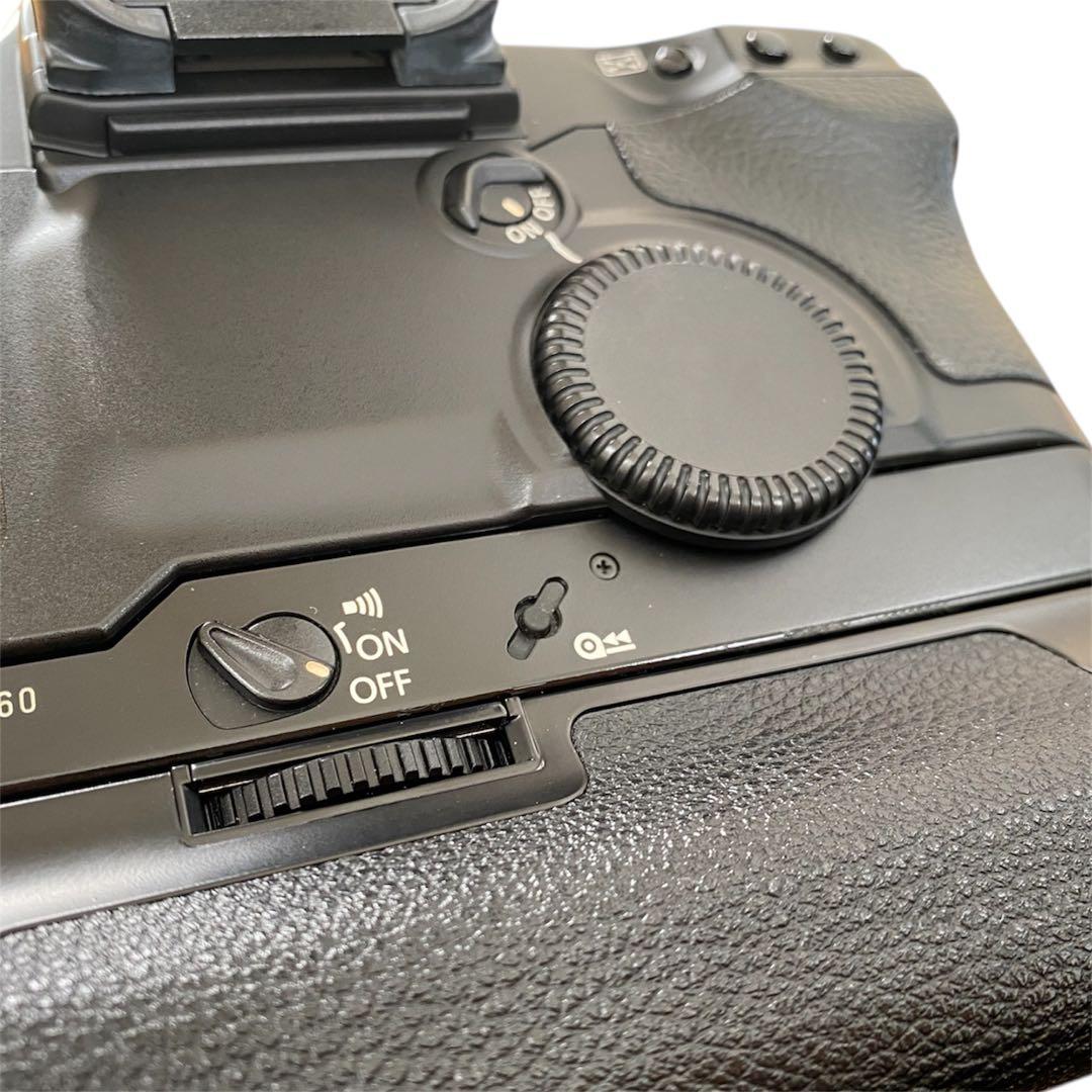 キヤノン EOS-1V HS ボディ フィルムカメラ 一眼レフ　eos