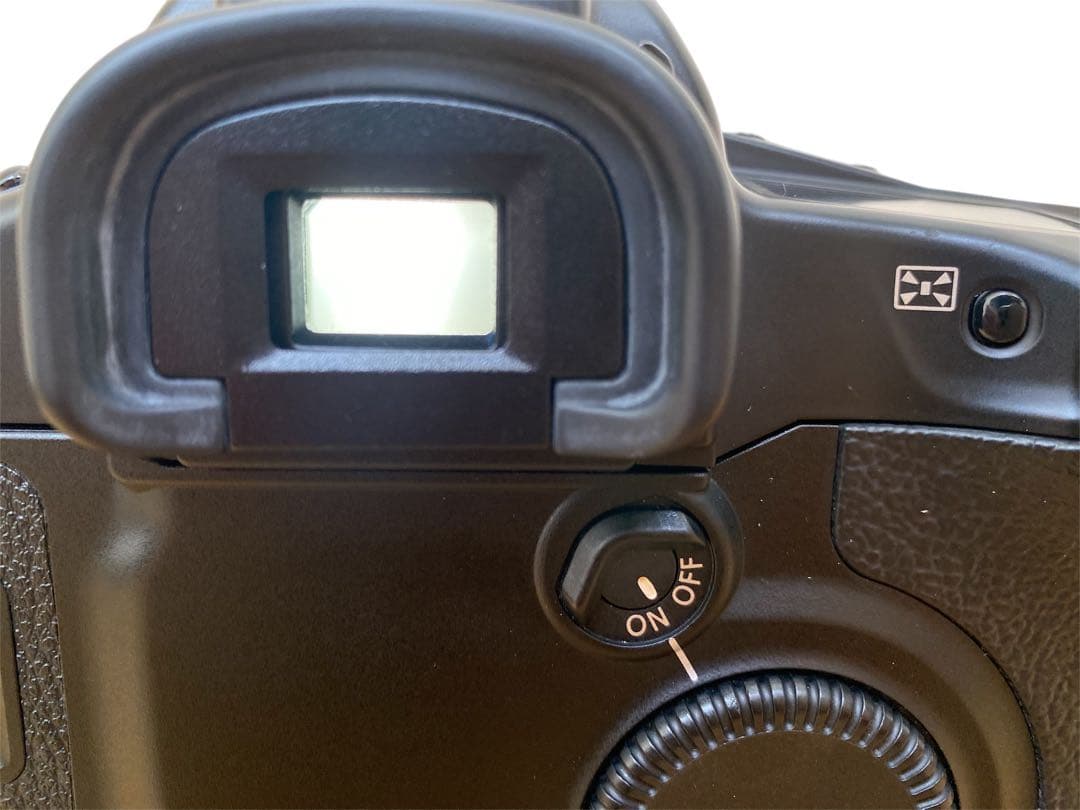 キヤノン EOS-1V HS ボディ フィルムカメラ 一眼レフ　eos