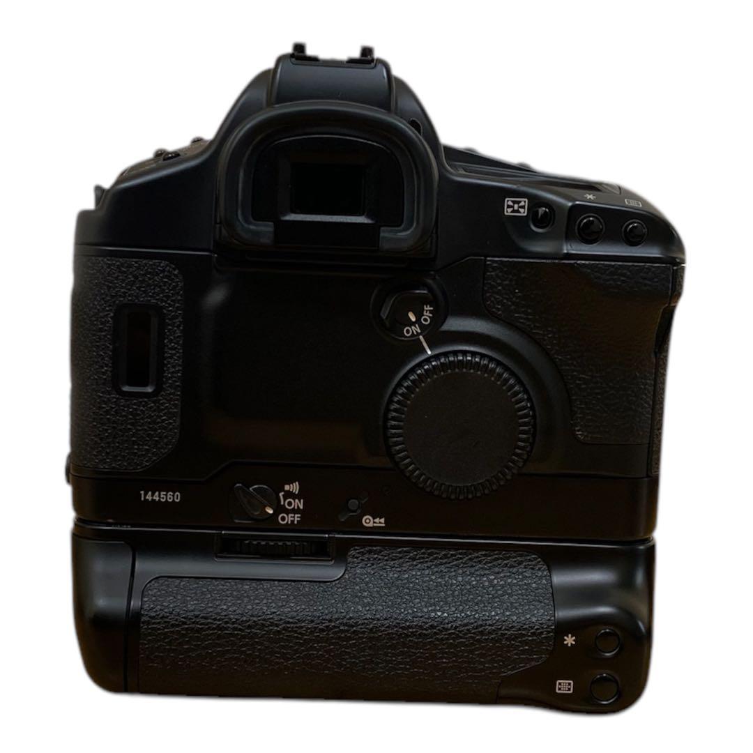 キヤノン EOS-1V HS ボディ フィルムカメラ 一眼レフ　eos