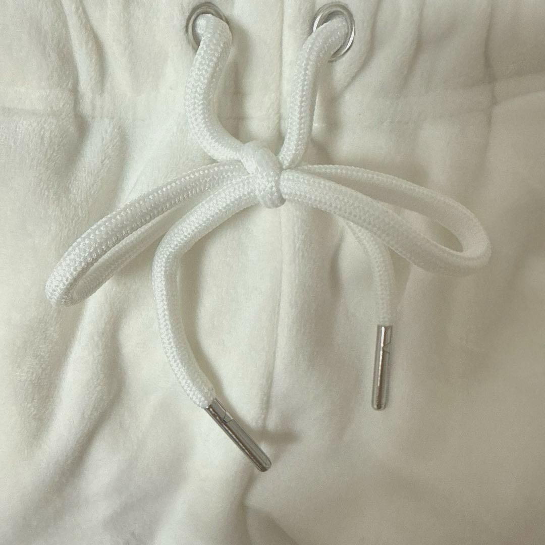 サンリオ　シナモロール　ベロアジャージ　上下セット　ハンガー付　長袖　ズボン　Ｌ