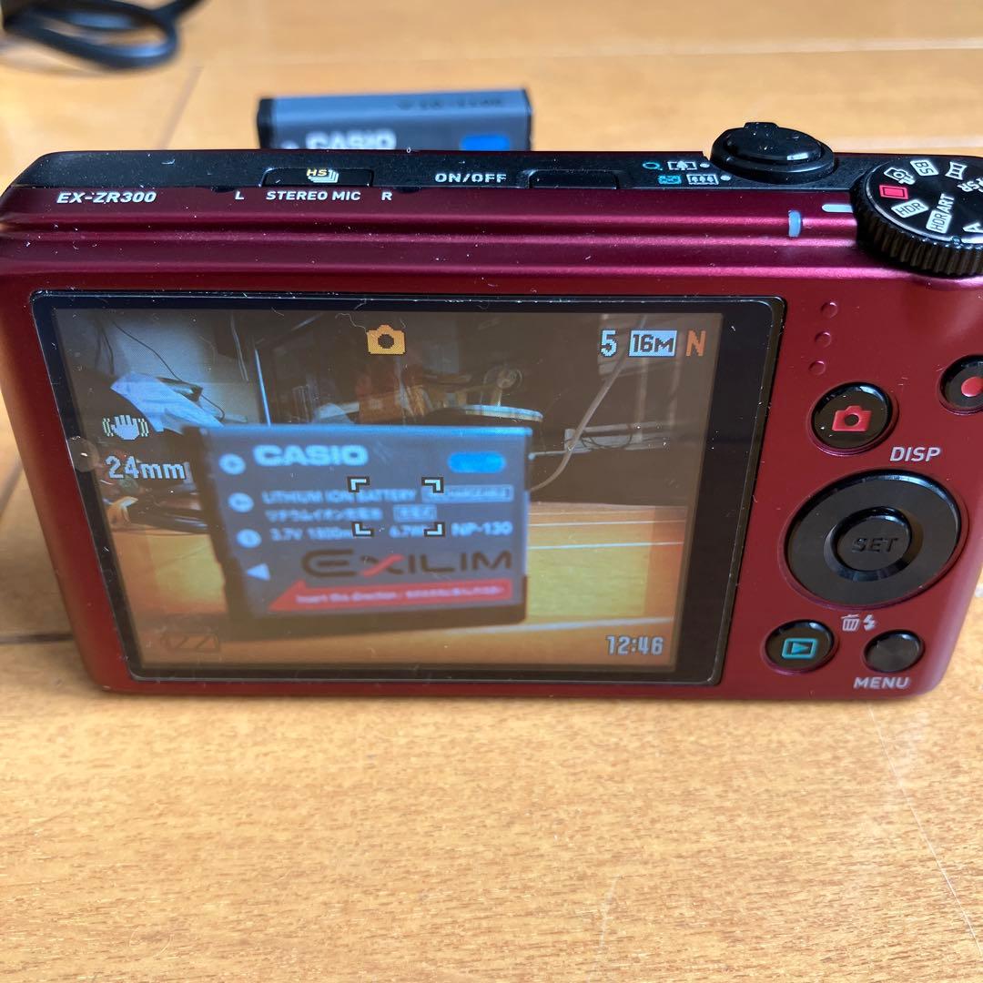 CASIO EXILIM EX-ZR30 コンパクトデジタルカメラ レッド