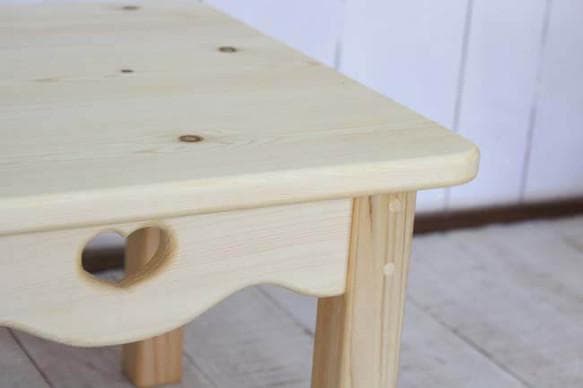 ハンドメイド　ハートのミニテーブル