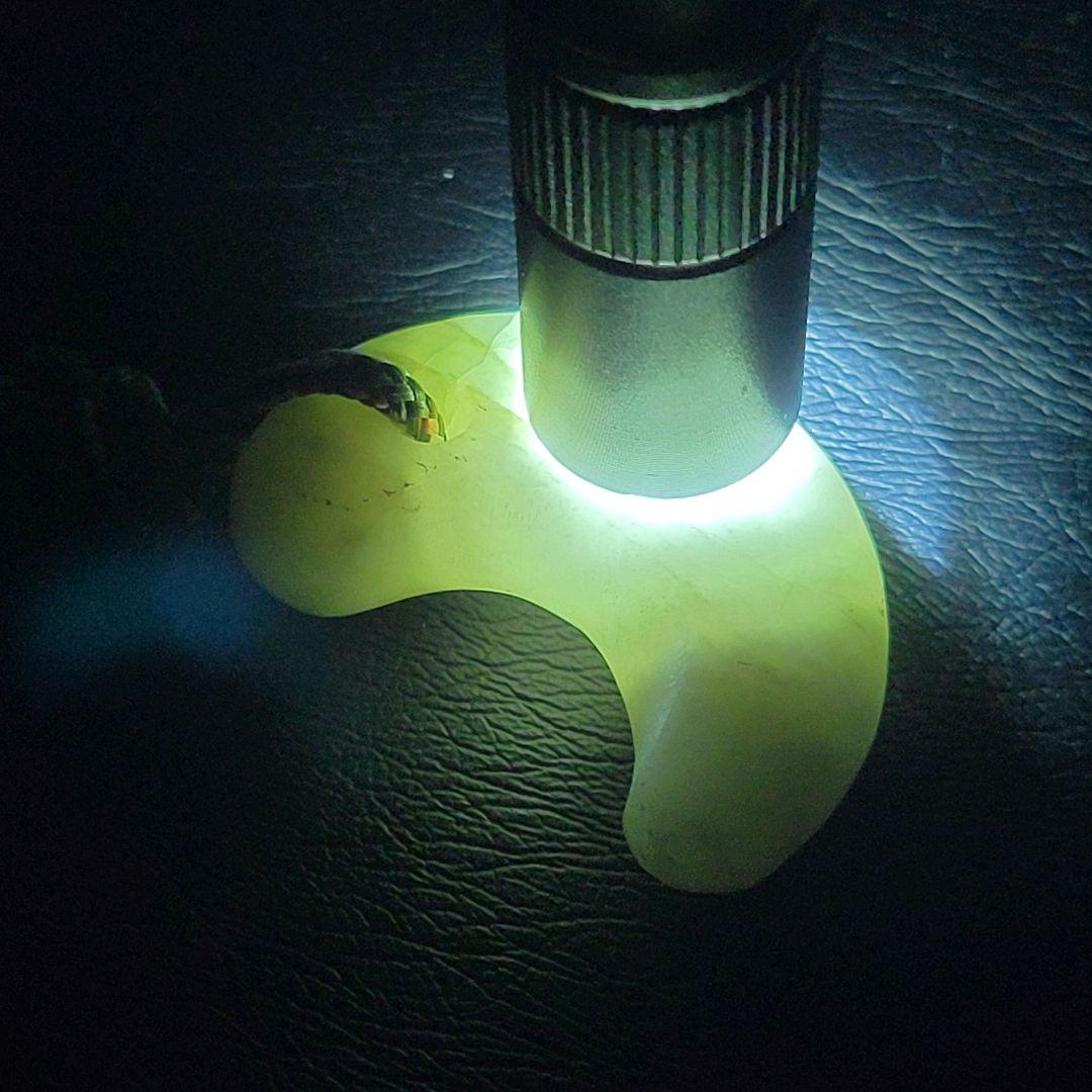 糸魚川翡翠:勾玉　MT0015