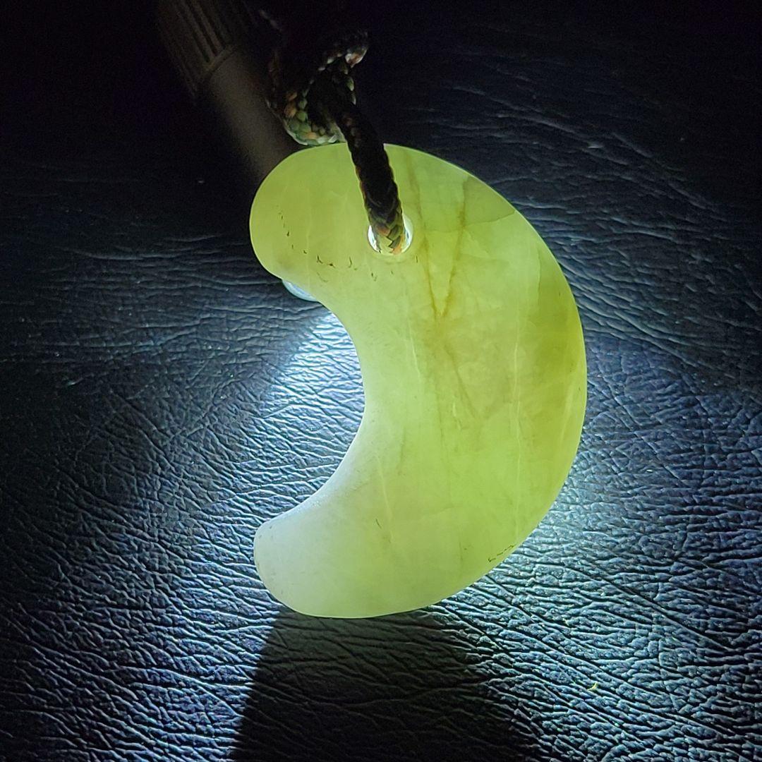 糸魚川翡翠:勾玉　MT0015