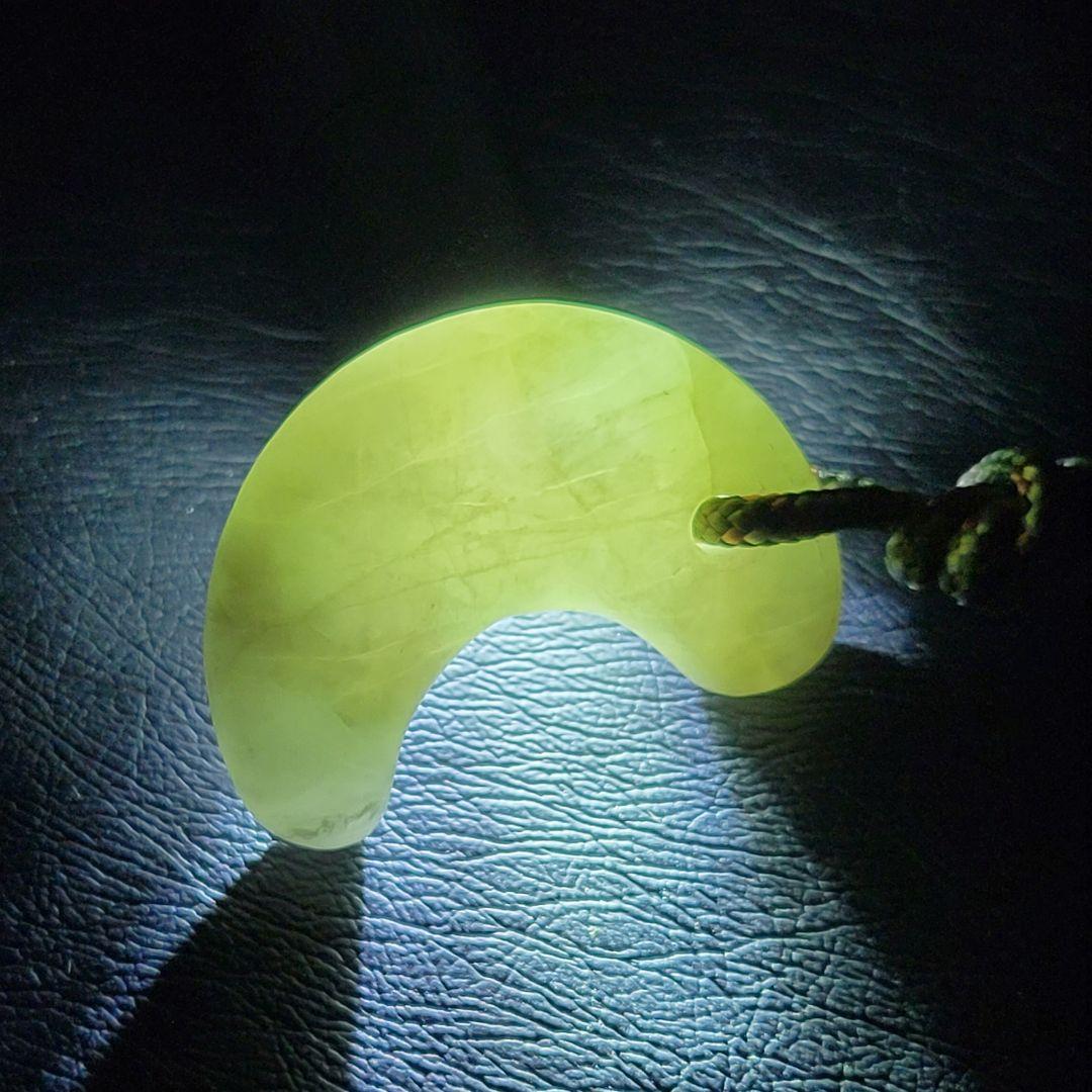 糸魚川翡翠:勾玉　MT0015