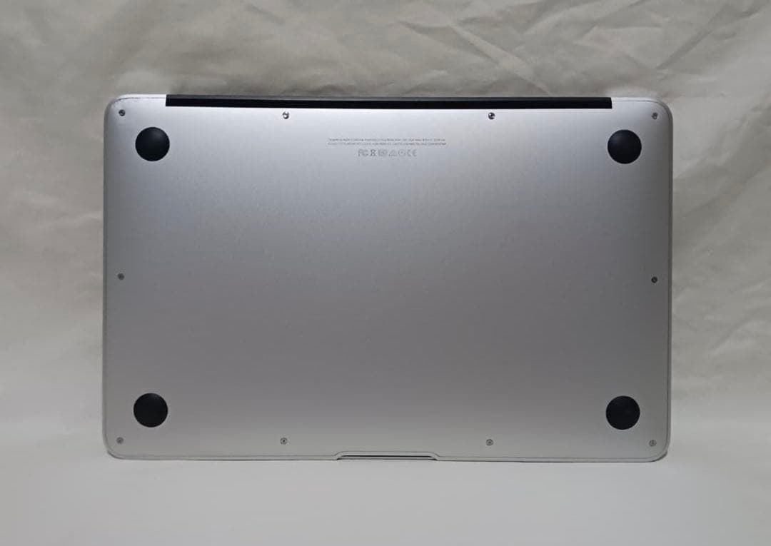 ACアダプターあり　MacBook Air 11インチシリーズ最終型