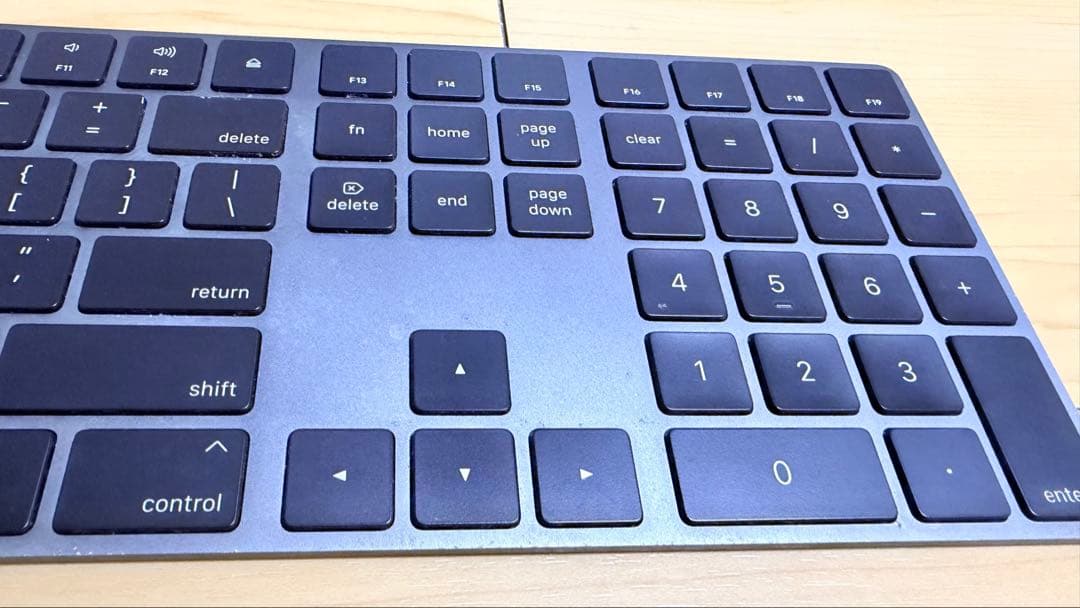 Apple magic keyboardワイヤレス英語配列キーボード ブラック