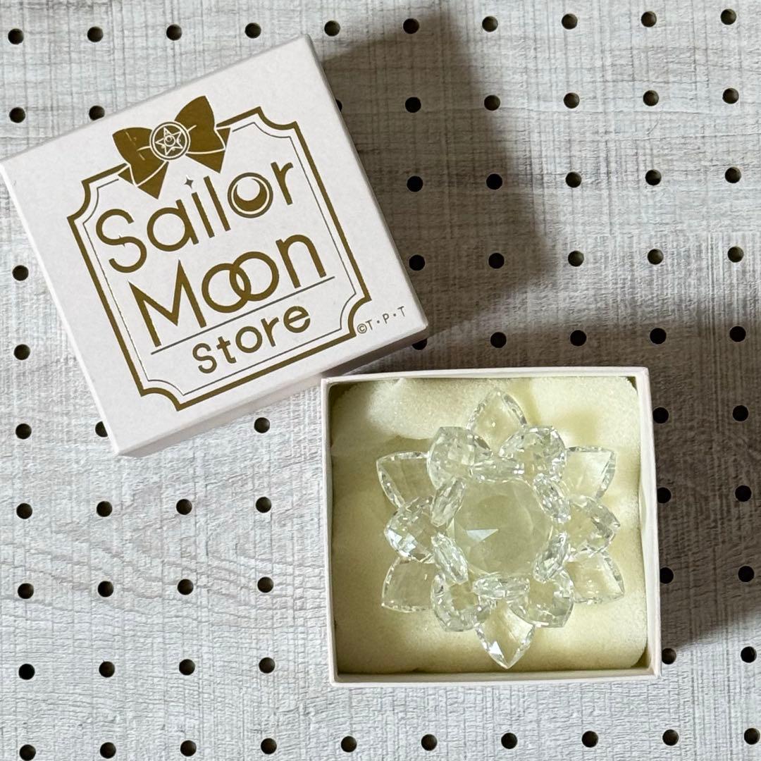 セーラームーンストア　幻の銀水晶 ペーパーウェイト