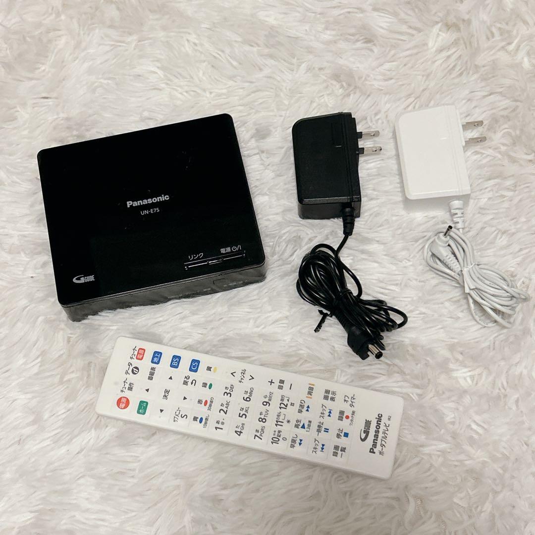 Panasonic プライベートビエラ　ポータブルテレビ　UN-10E7-W