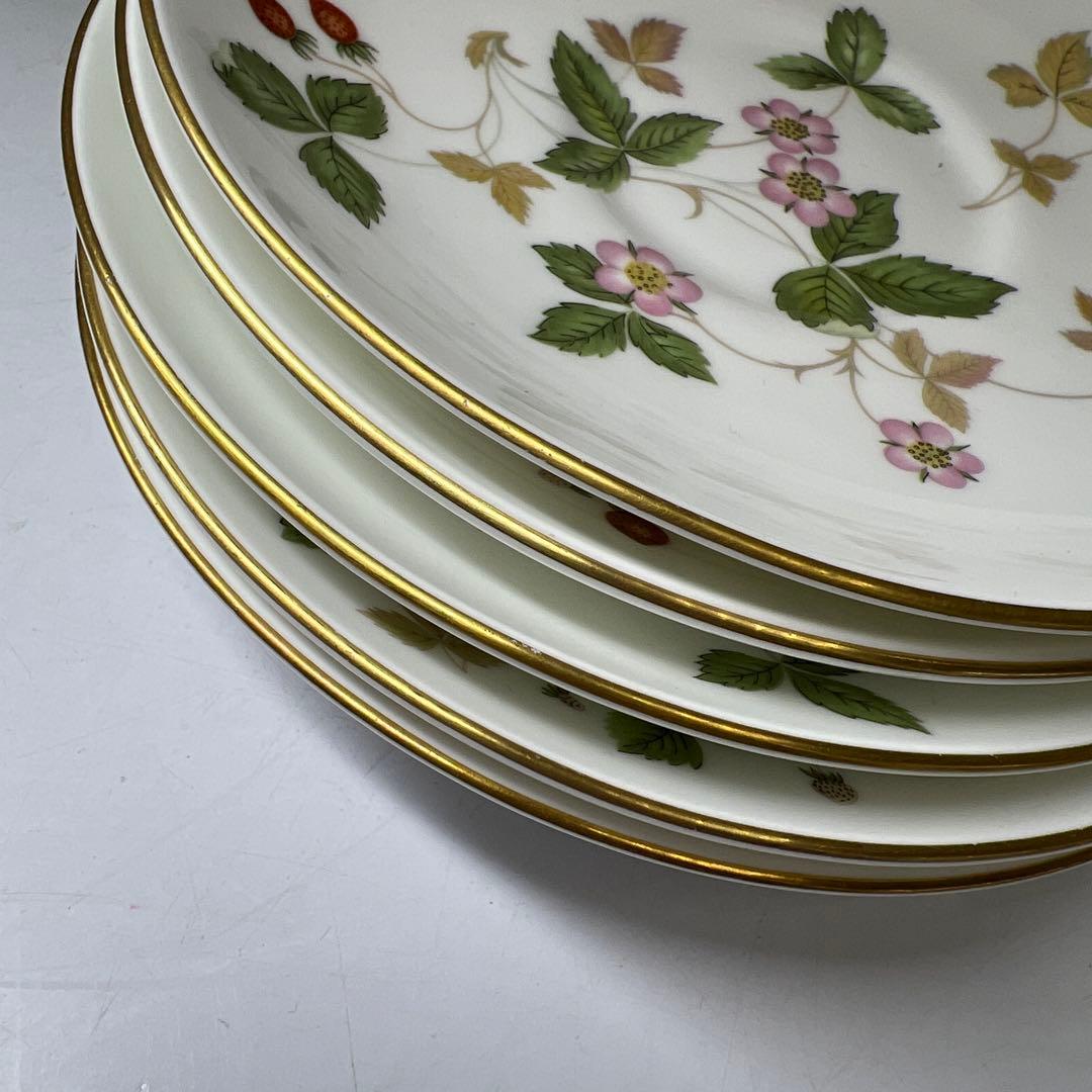 ☆洋3 ウェッジウッド　ワイルドストロベリー　カップ&ソーサー5客、プレート色々