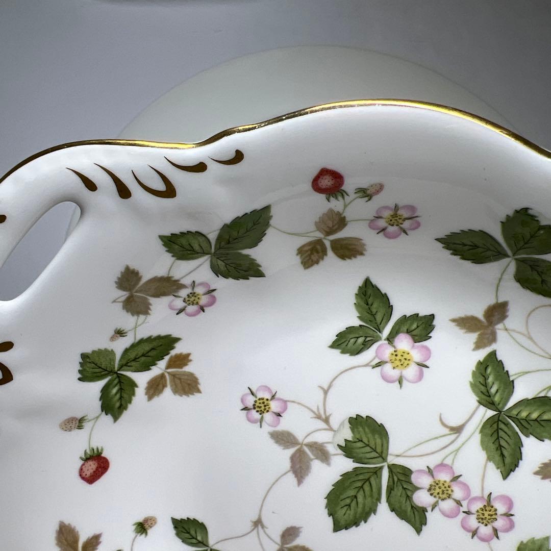 ☆洋3 ウェッジウッド　ワイルドストロベリー　カップ&ソーサー5客、プレート色々