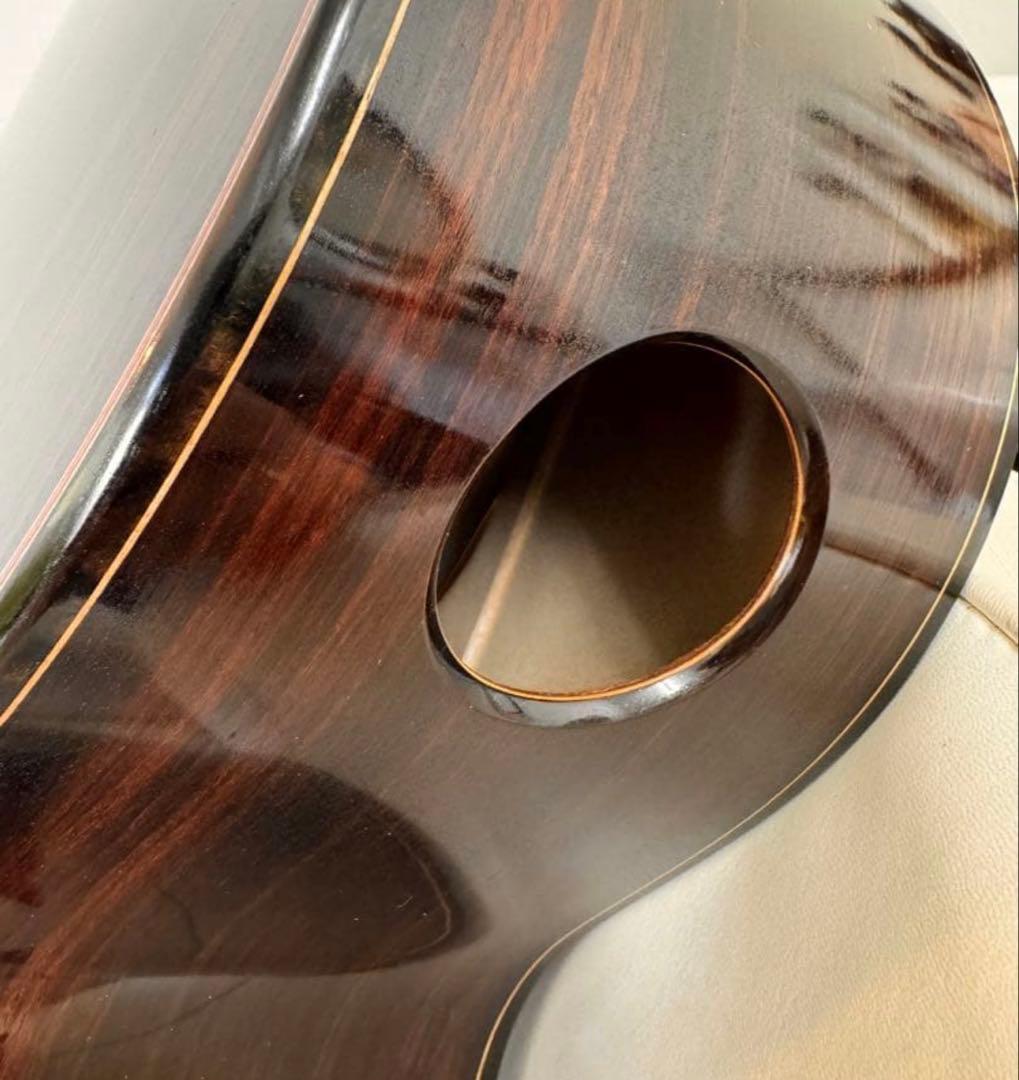 akira acoustic A3 カッタウェイ　アコースティックギター