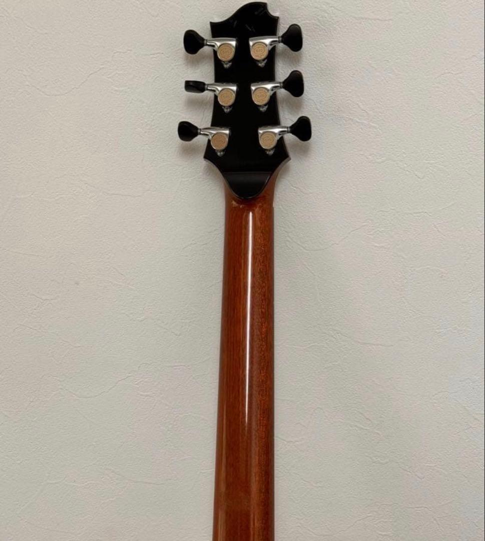 akira acoustic A3 カッタウェイ　アコースティックギター