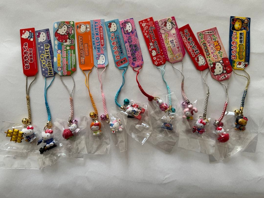 ご当地キティ　根付け　12個まとめ売り