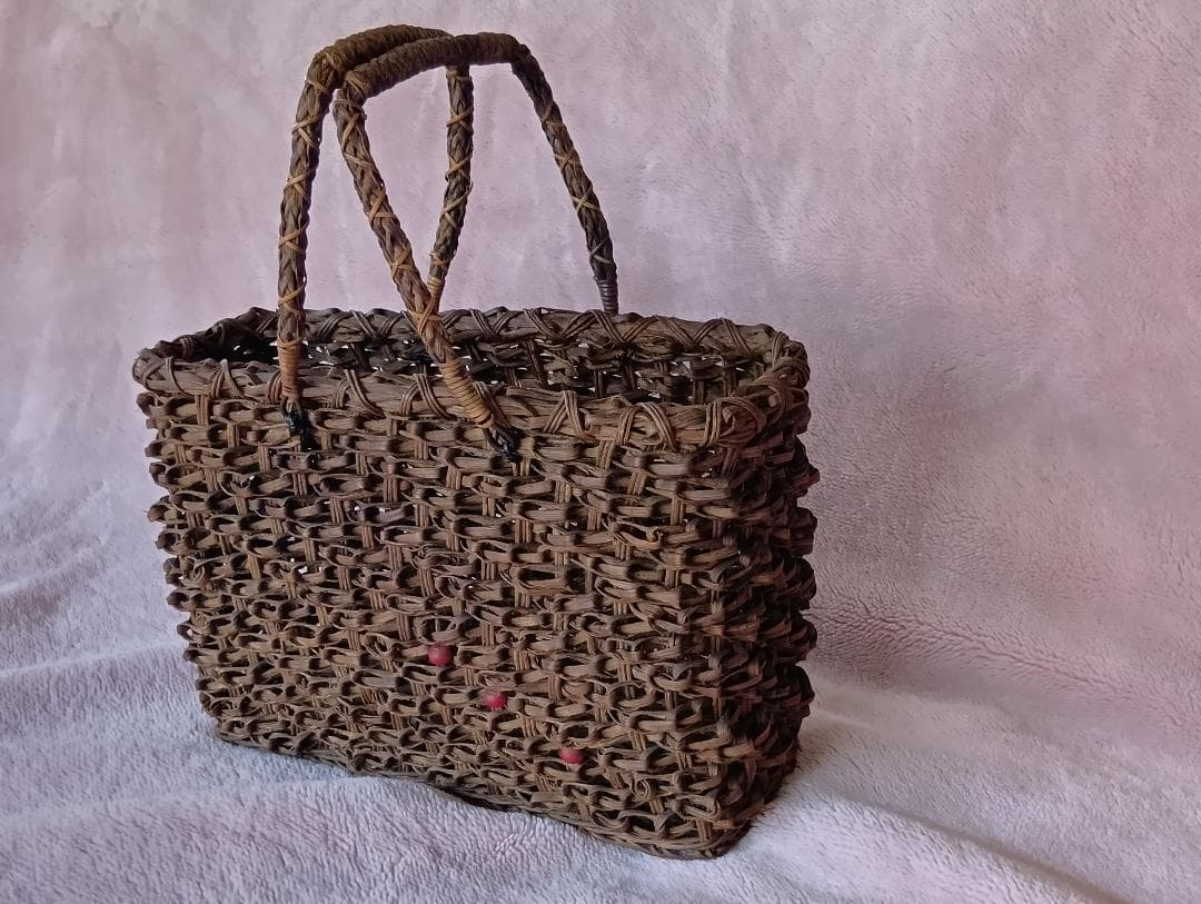 葡萄蔓 変わり編み カゴバック / 31cm x 15cm x 34cm