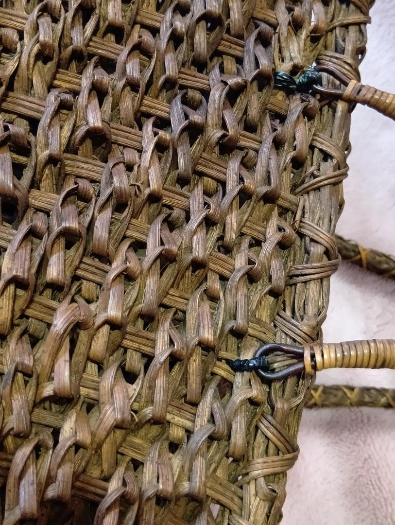 葡萄蔓 変わり編み カゴバック / 31cm x 15cm x 34cm