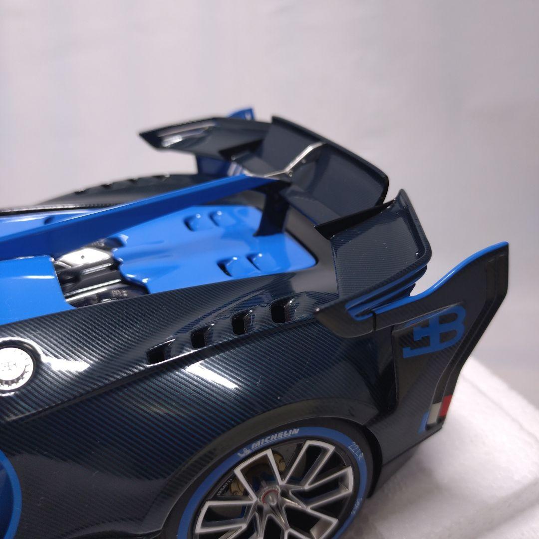 ミニカー AUTOart bugatti vision gran turismo 1/18