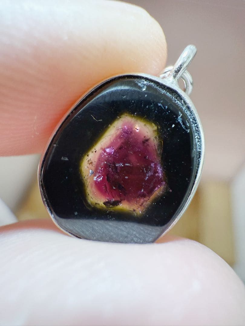 ウォーターメロントルマリン　ペンダントトップ　自然石　原石②