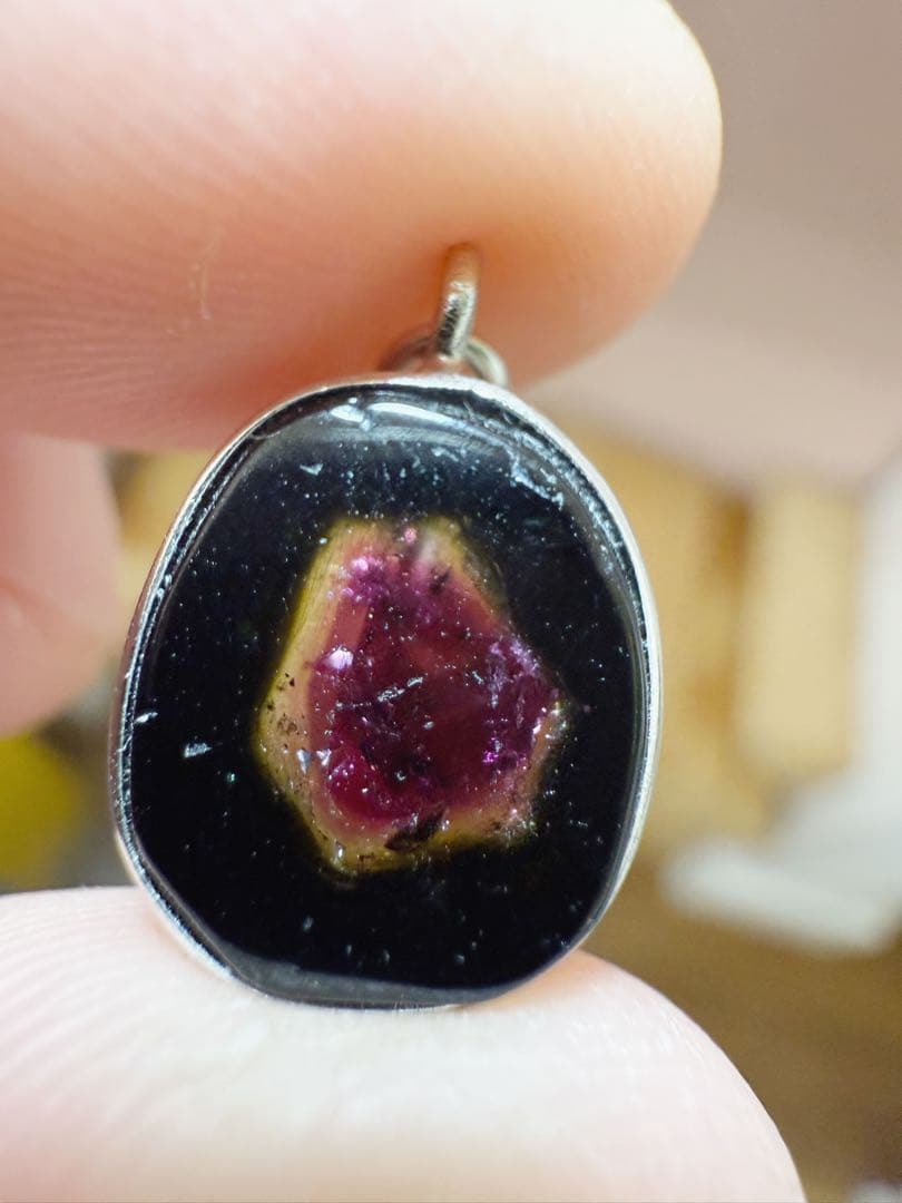 ウォーターメロントルマリン　ペンダントトップ　自然石　原石②