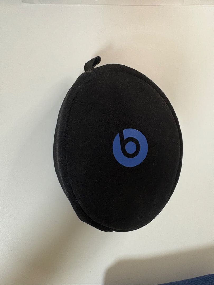 beats ヘッドホン