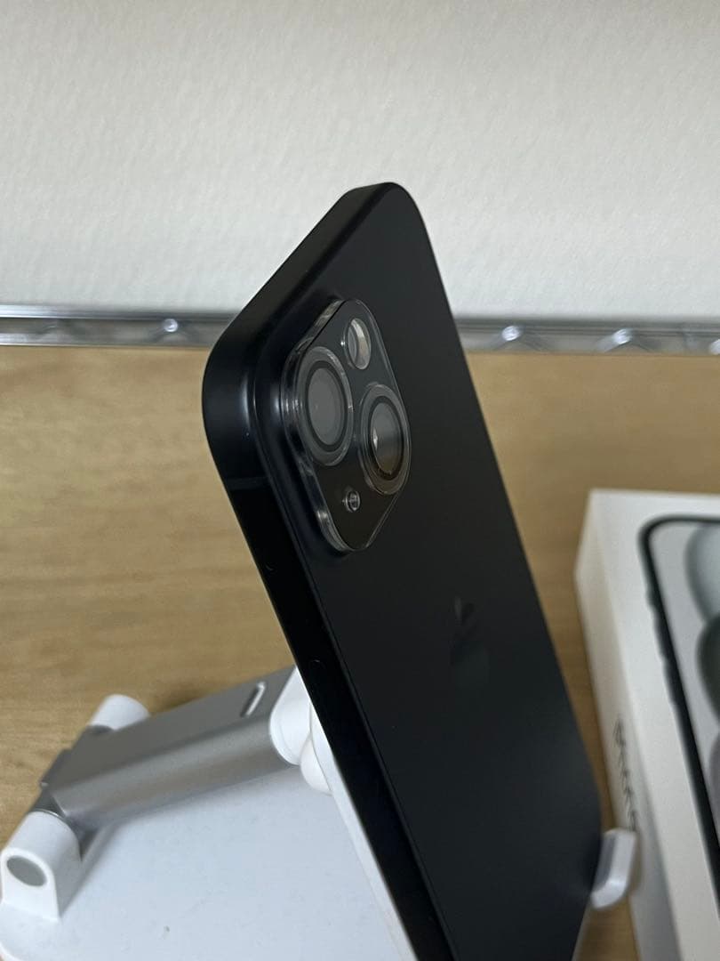 Apple iPhone 15 ブラック 128GB SIMフリー 美品