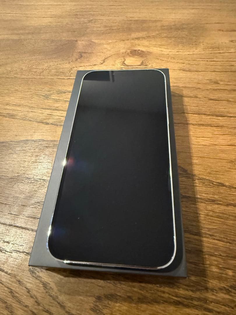 [美品] iPhone13 Pro Max 128GB シルバー