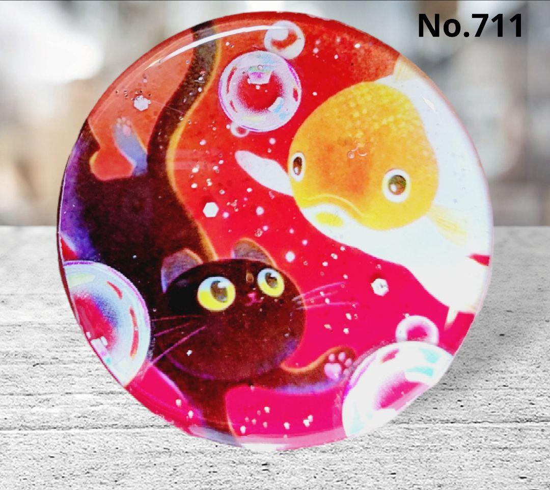 NO.711❤黒猫 金魚❤レジンへアゴム ブローチ