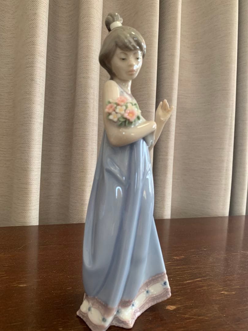 リアドロ　春の訪れ