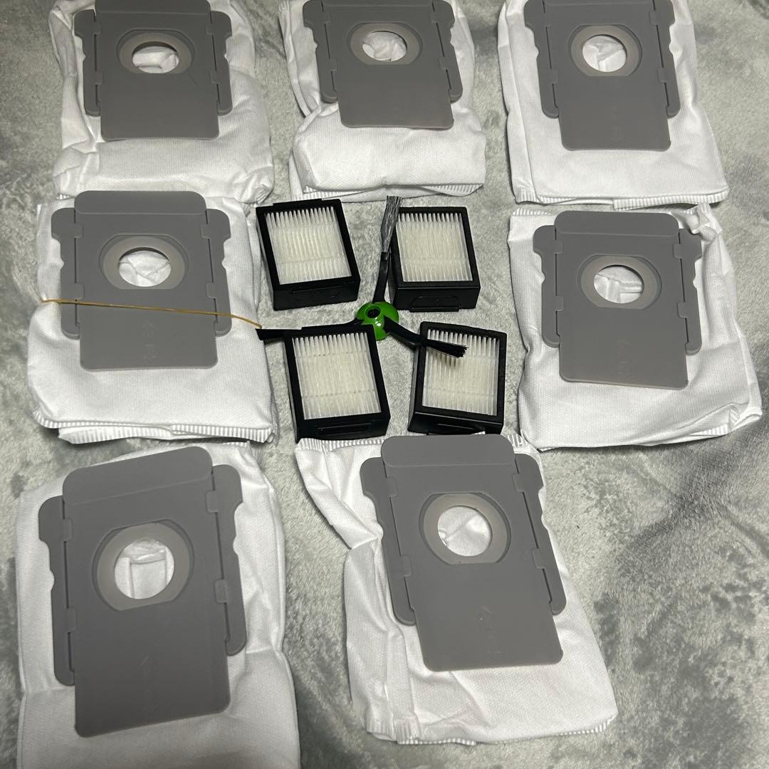 【付属品多数】ルンバ j7+ クリーンベース付 ロボット掃除機 iRobot