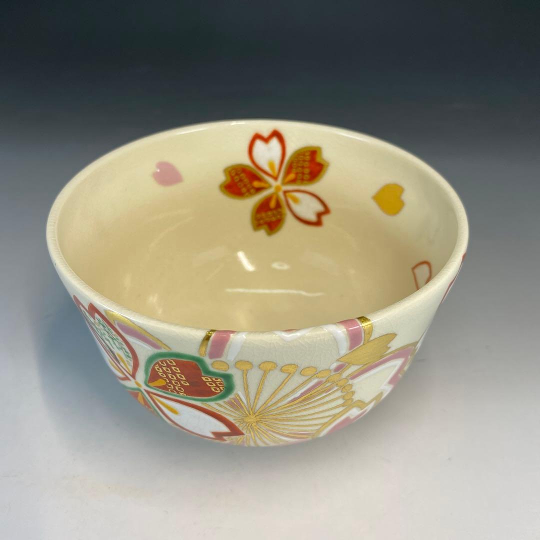 【茶道具】山本蓼造　色絵桜茶盌（共箱）