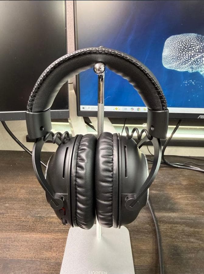 n*i様 ゲーミングヘッドセット中古 Logicool wireless PRO