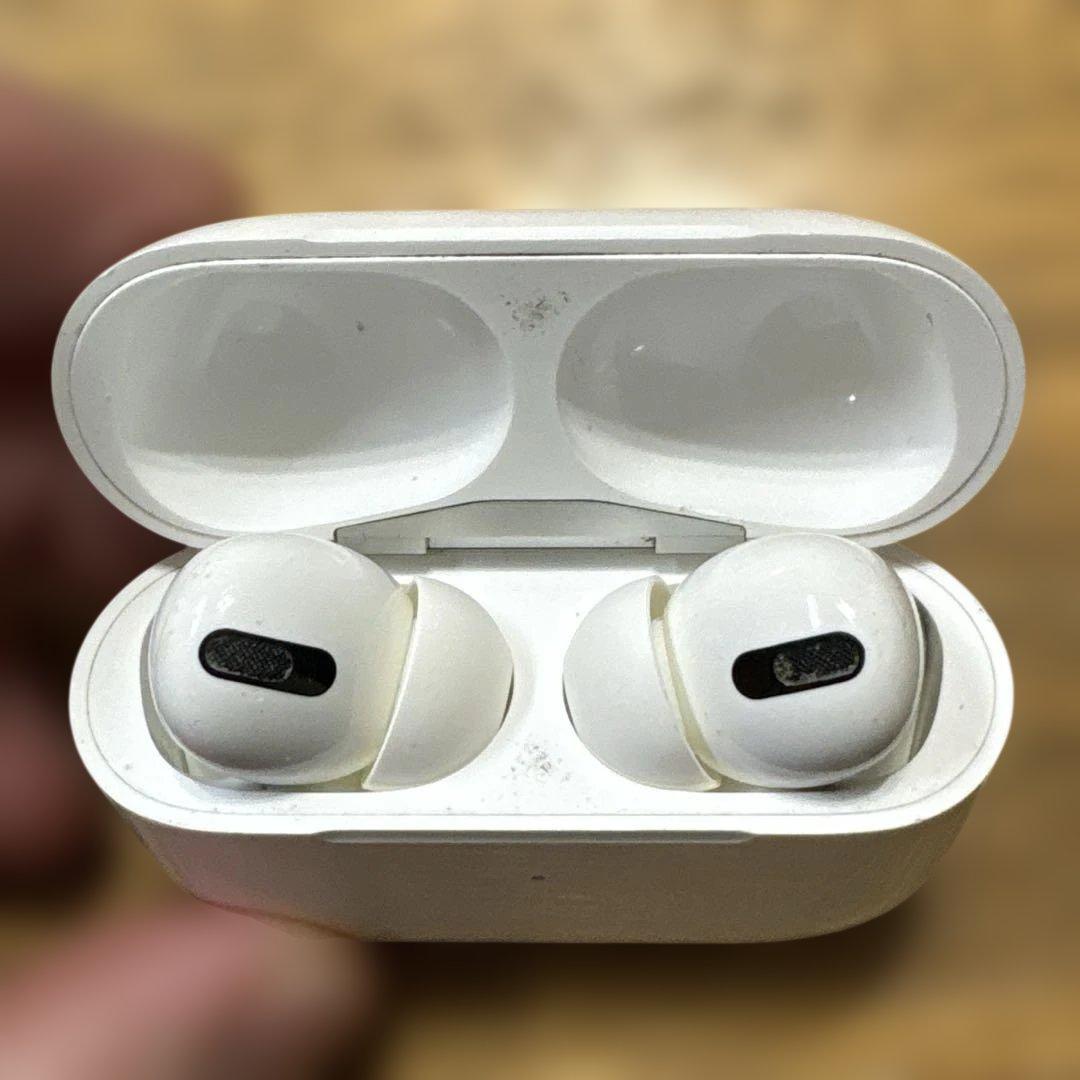 1*1様 アップル　airpods pro 1