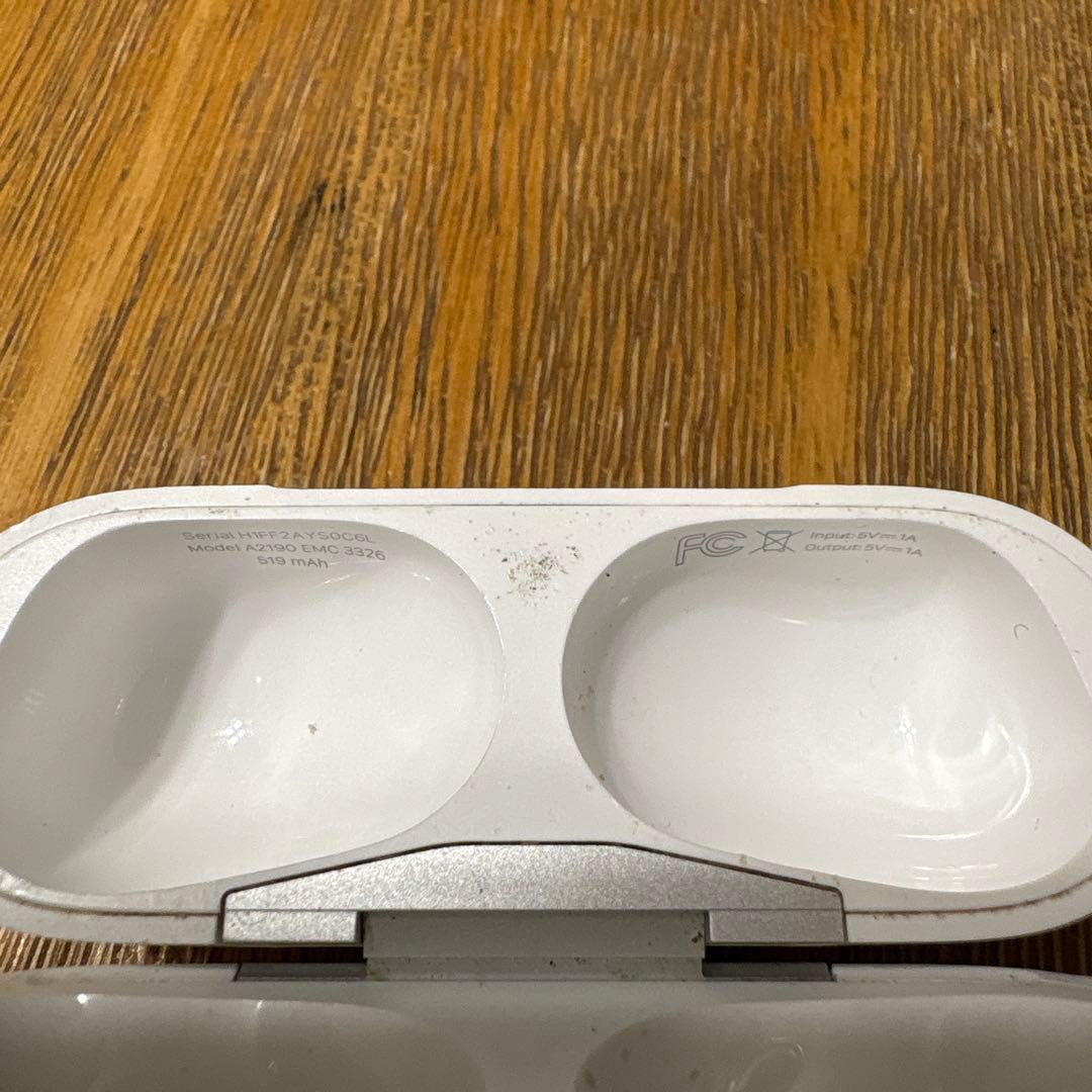 1*1様 アップル　airpods pro 1