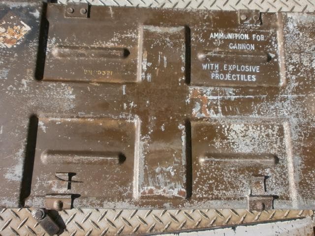 め*5様 米軍　81ｍｍ　迫撃砲用　弾薬箱 　アンモボックス