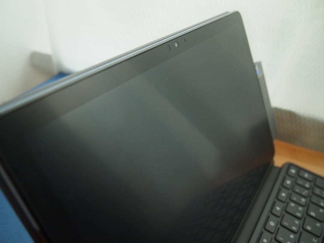 IdeaPad Duet Chromebook 10.1インチ (付属品充実)
