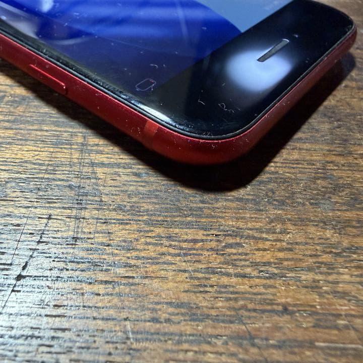 iPhone SE第2世代 本体 74% 64GB SIMフリー【匿名発送】