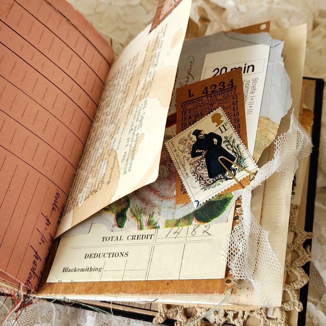 フランスの古い小さなガイドブックをリメイクしたjunkjournal