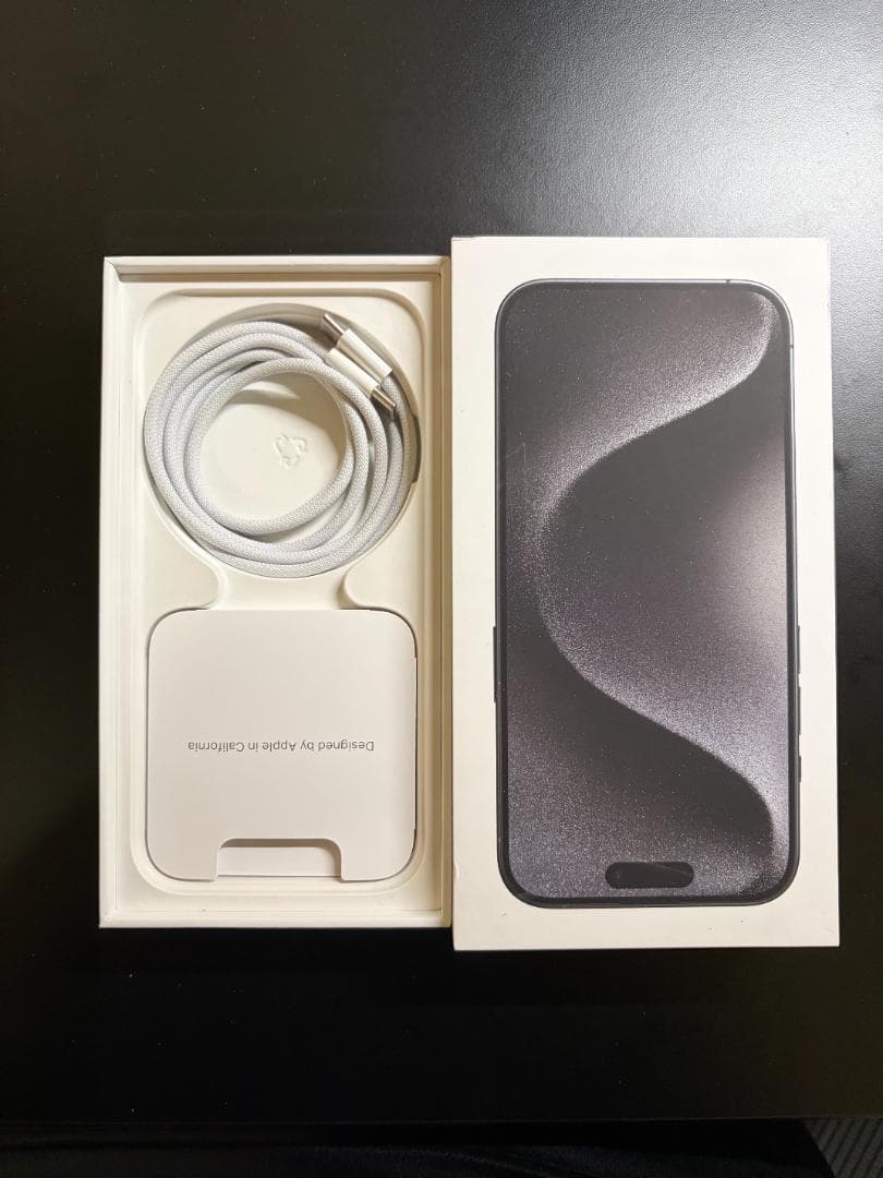 Apple iPhone 15 Pro ブラック 本体（ケース、ガラスフィルム）