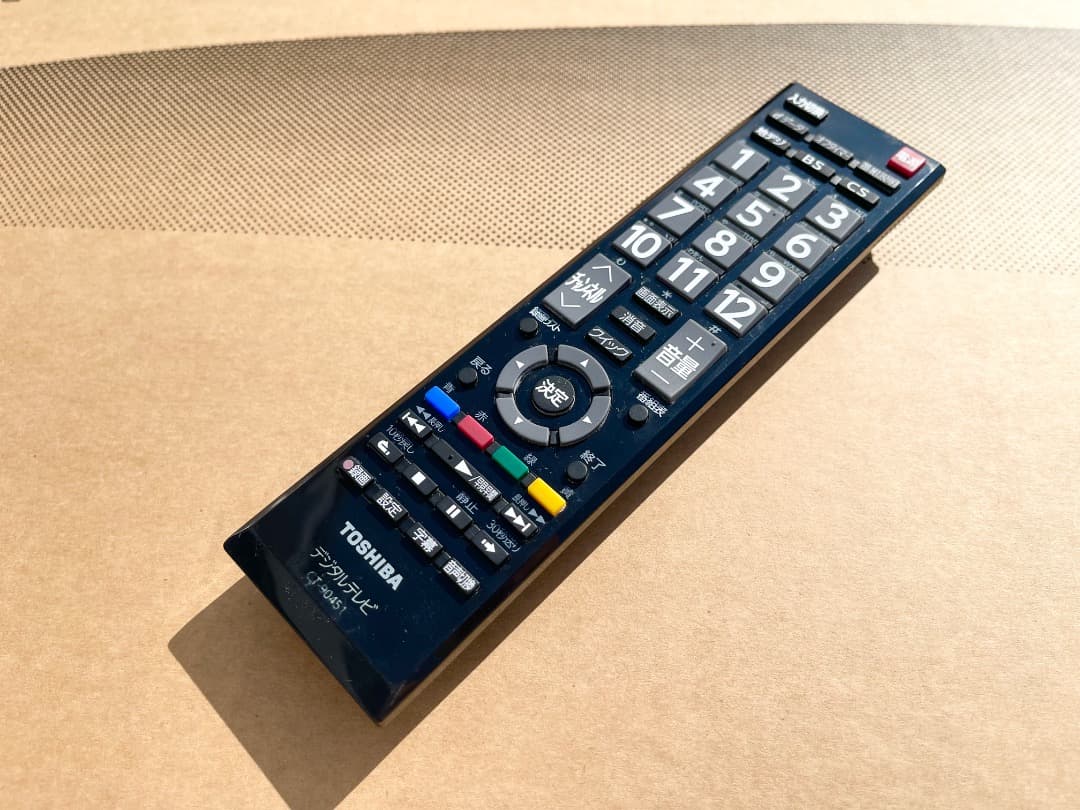 美品 REGZA 40インチ フルHD 東芝 レグザ テレビ 地デジ BS