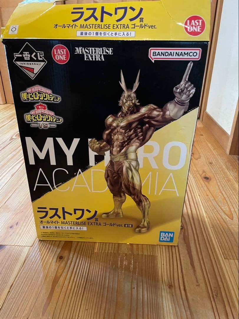 バンダイ マスターピースエクストラ オールマイト ゴールド