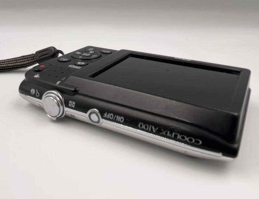 Nikon Coolpix A100 デジタルカメラ