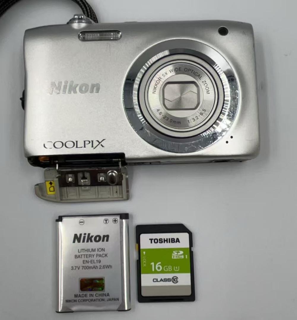 Nikon Coolpix A100 デジタルカメラ