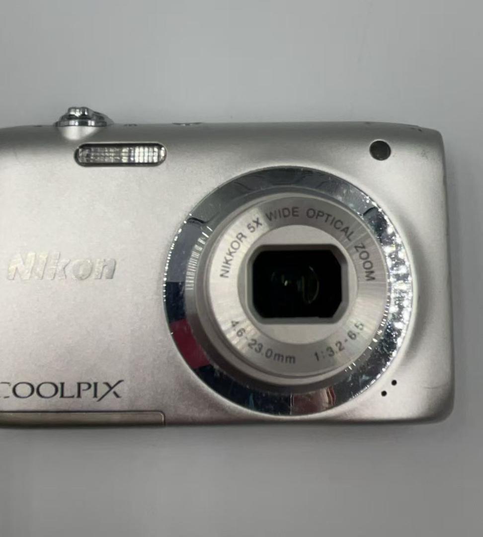 Nikon Coolpix A100 デジタルカメラ