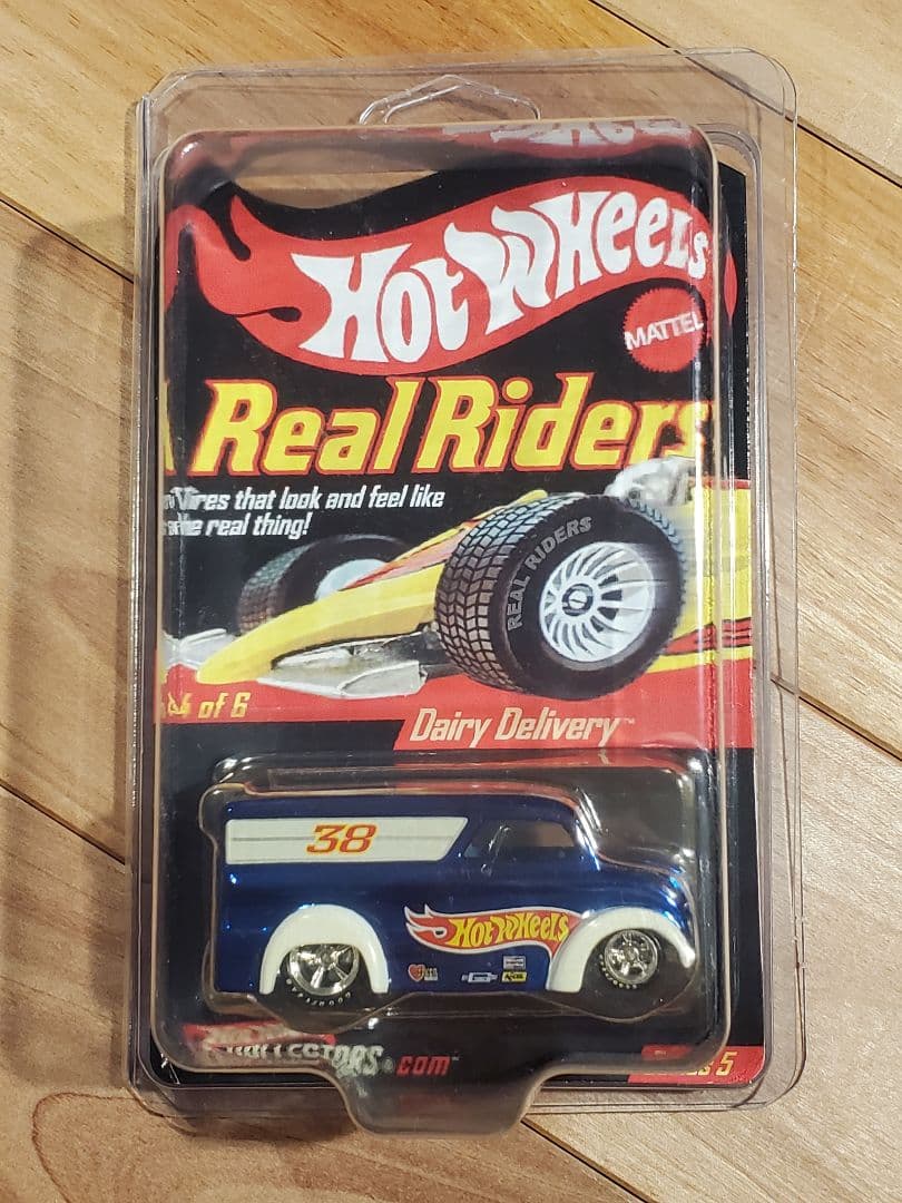 ホットウィール Dairy Delivery Real Riders