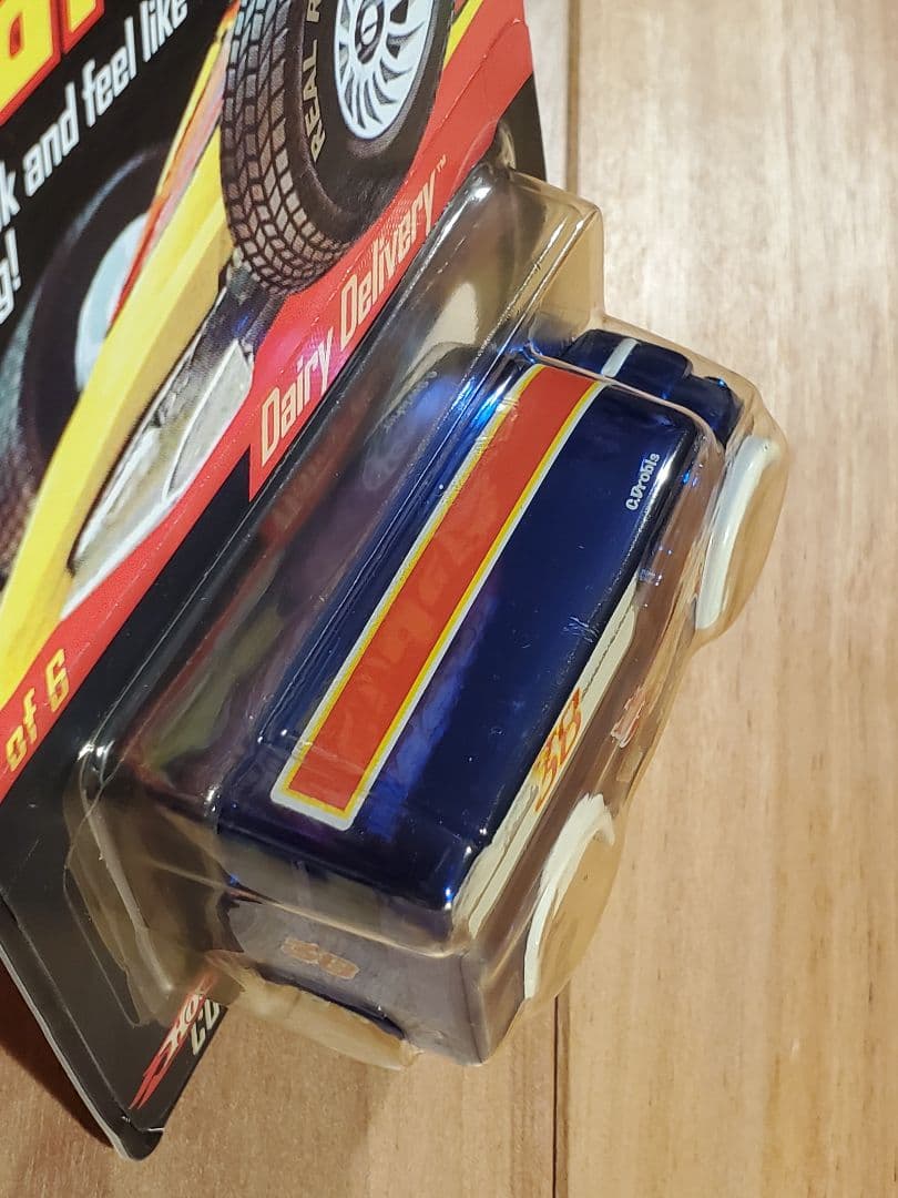 ホットウィール Dairy Delivery Real Riders